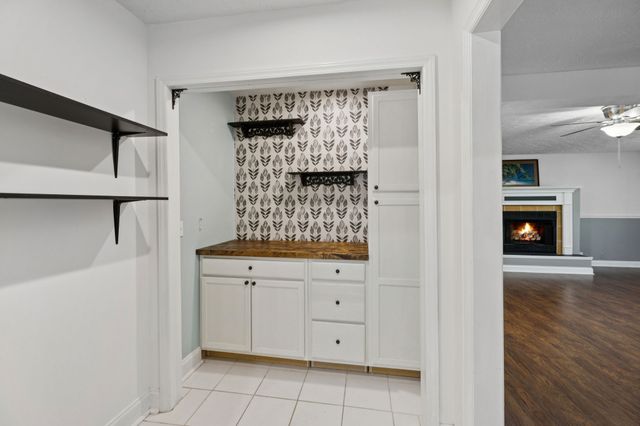 8988 Big Oak Dr, Murfreesboro, TN 37129