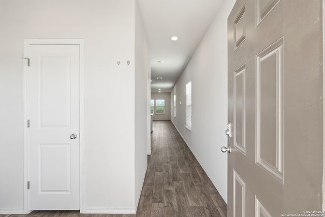 3906 Bay Leaf Loop, Von Ormy, TX 78073