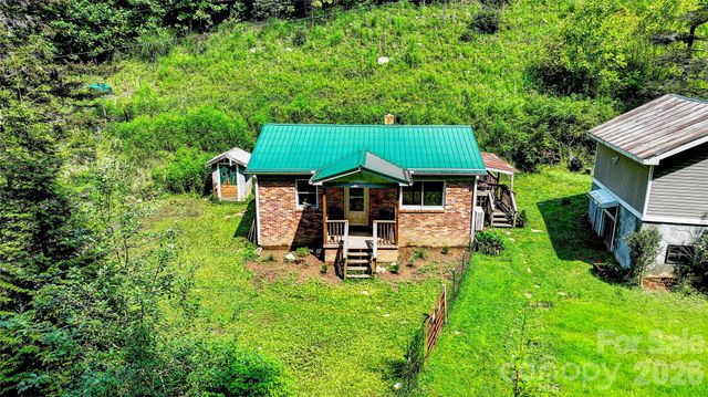 1213 Roaring Fork Road, Mars Hill, NC 28754
