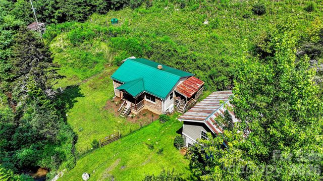 1213 Roaring Fork Road, Mars Hill, NC 28754