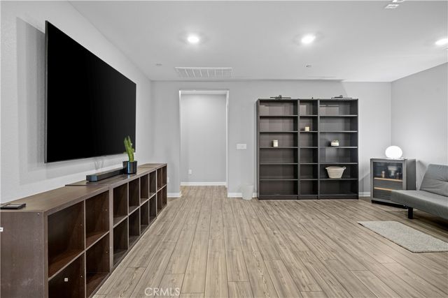 1609 Mahogany Tree, Upland, CA 91784