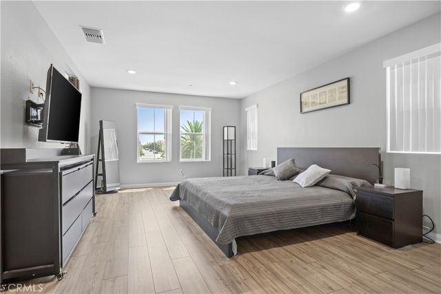 1609 Mahogany Tree, Upland, CA 91784