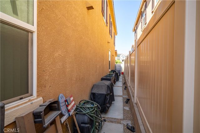 1609 Mahogany Tree, Upland, CA 91784