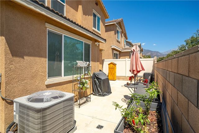 1609 Mahogany Tree, Upland, CA 91784