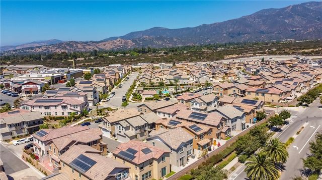 1609 Mahogany Tree, Upland, CA 91784