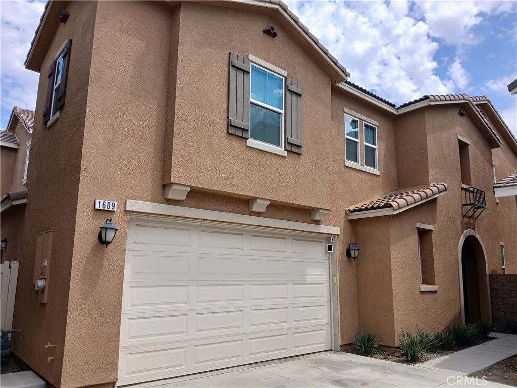 1609 Mahogany Tree, Upland, CA 91784