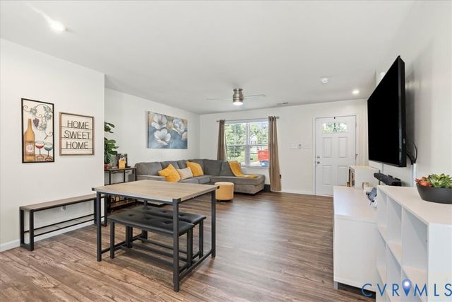 7624 Lower Falls Ct, Chesterfield, VA 23237