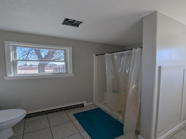 3818 N Hammell Beach Road, Au Gres, MI 48703