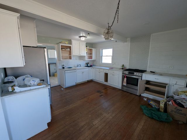 3818 N Hammell Beach Road, Au Gres, MI 48703