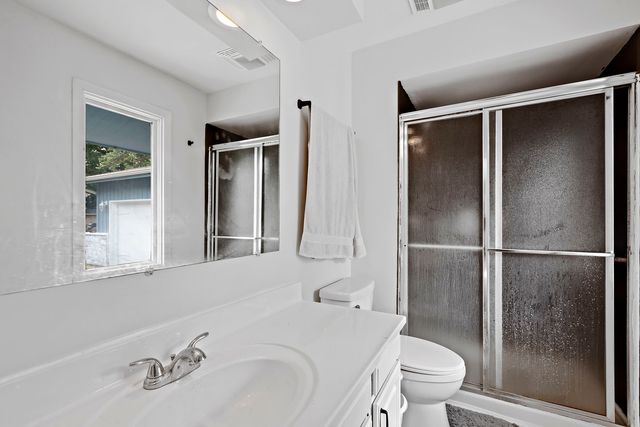 7 Woodhead Drive, Lake Villa, IL 60046