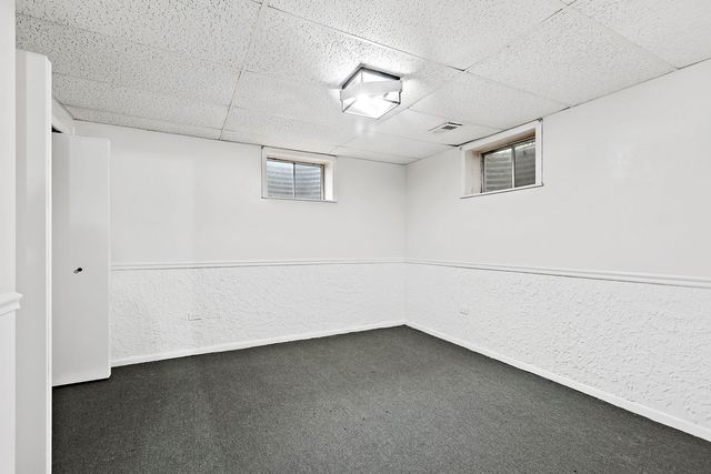 7 Woodhead Drive, Lake Villa, IL 60046