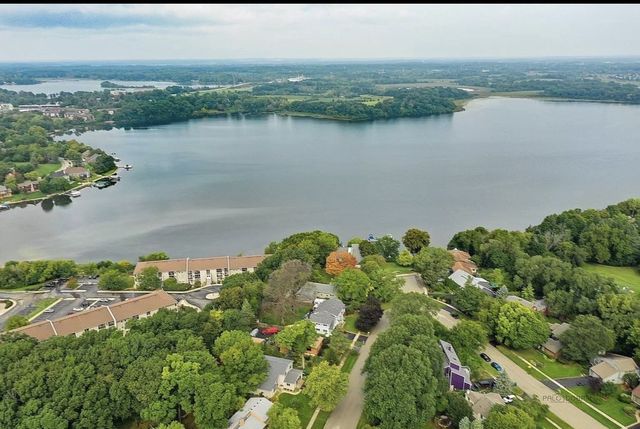 7 Woodhead Drive, Lake Villa, IL 60046