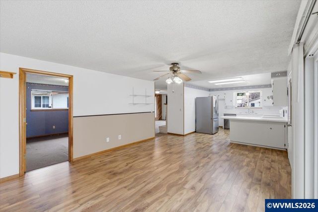 1435 Elm St, Sweet Home, OR 97386