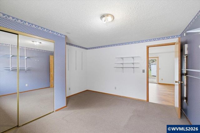 1435 Elm St, Sweet Home, OR 97386