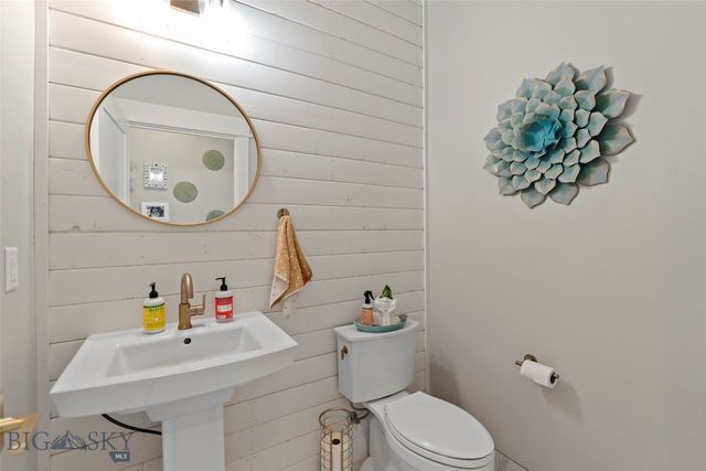 5667 Staffanson Road, Bozeman, MT 59718