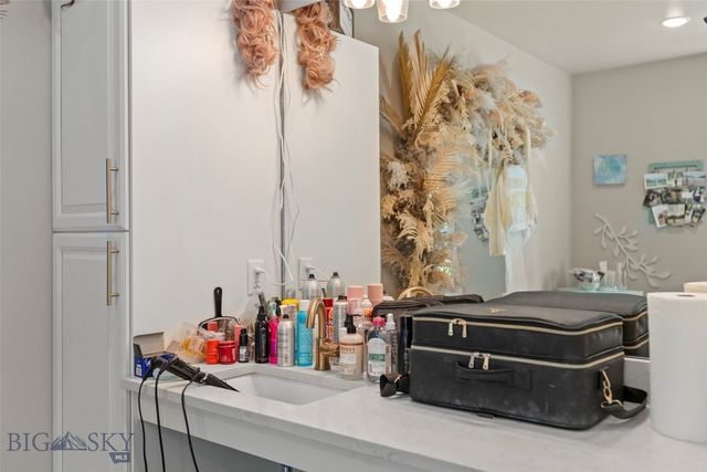 5667 Staffanson Road, Bozeman, MT 59718