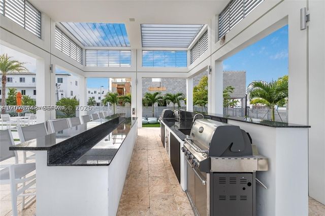 10330 NW 66 Street 0, Doral, FL 33178