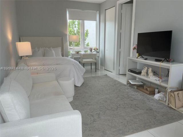 10330 NW 66 Street 0, Doral, FL 33178