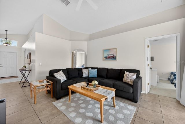 355 HIGH POINT DRIVE, Davenport, FL 33837