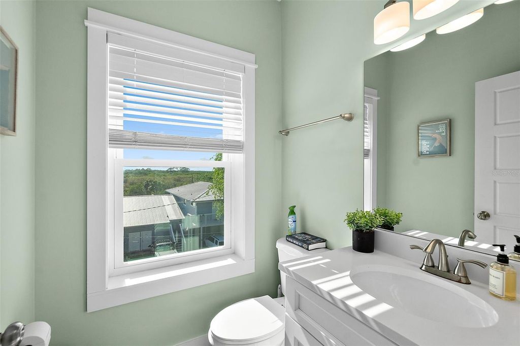 Image 16 of property listing at 5124 OSCEOLA AVENUE, St Augustine, FL 32080