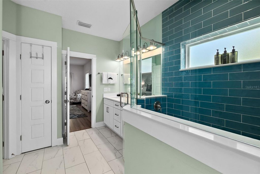 Image 28 of property listing at 5124 OSCEOLA AVENUE, St Augustine, FL 32080