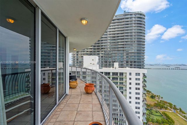 1750 N Bayshore Dr 3901, Miami, FL 33132