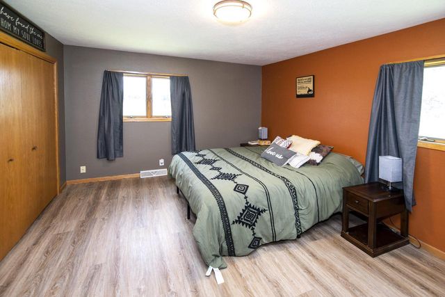 N10454 County Road V, Mayville, WI 53050