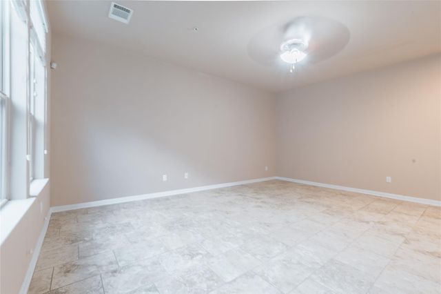 7220 Wyoming Springs DR 203, Round Rock, TX 78681