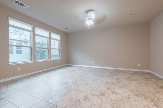 7220 Wyoming Springs DR 203, Round Rock, TX 78681