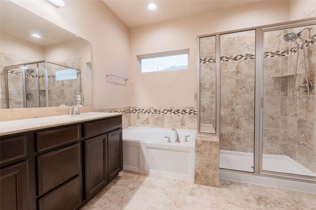 7220 Wyoming Springs DR 203, Round Rock, TX 78681