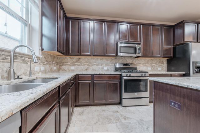 7220 Wyoming Springs DR 203, Round Rock, TX 78681