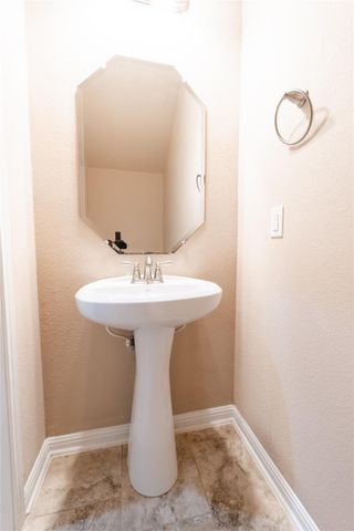 7220 Wyoming Springs DR 203, Round Rock, TX 78681