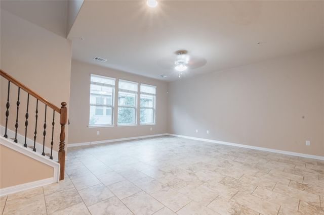 7220 Wyoming Springs DR 203, Round Rock, TX 78681