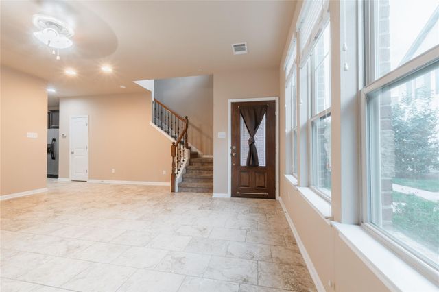 7220 Wyoming Springs DR 203, Round Rock, TX 78681