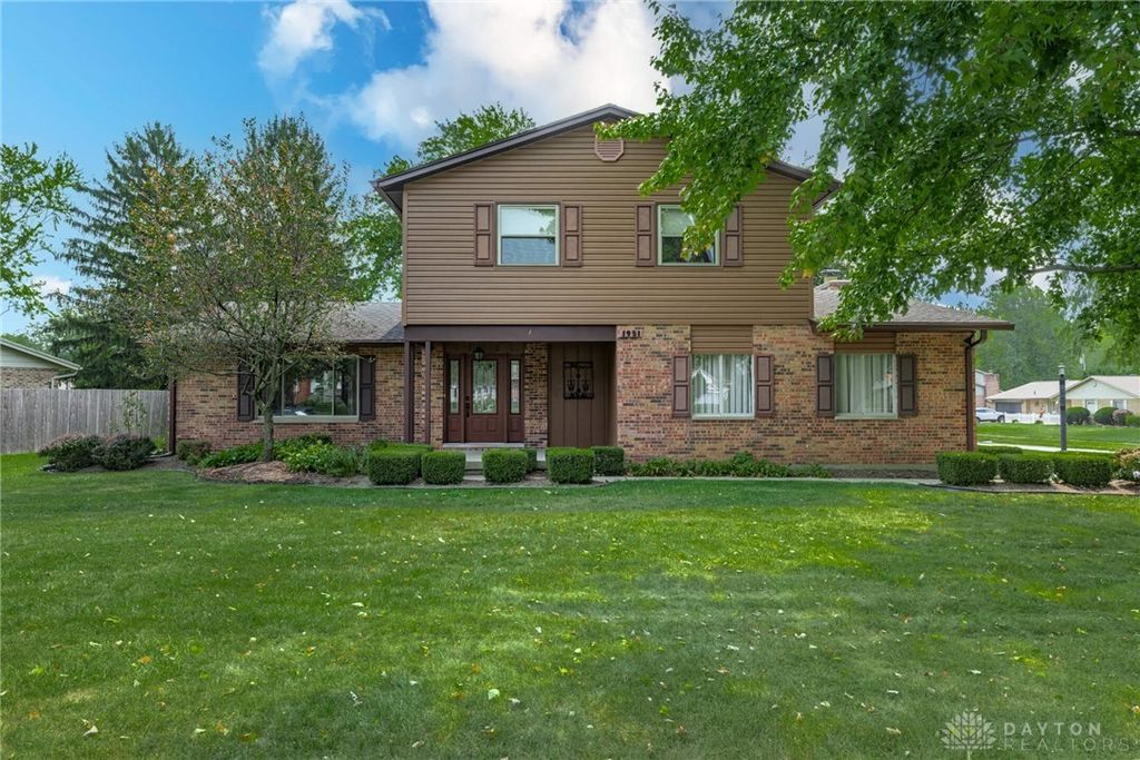 1951 Scotch Pine Drive, Beavercreek, OH 45432