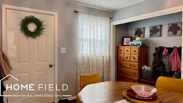 719 N Saginaw Street, Owosso, MI 48867