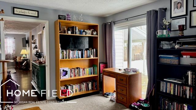 719 N Saginaw Street, Owosso, MI 48867