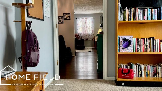 719 N Saginaw Street, Owosso, MI 48867