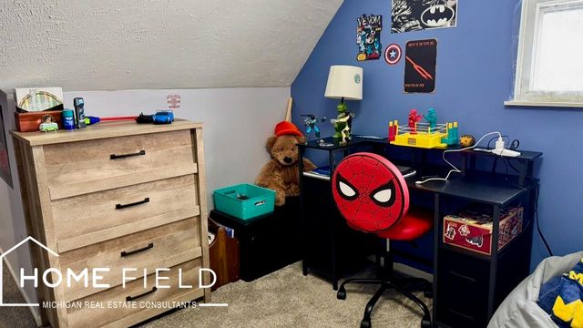 719 N Saginaw Street, Owosso, MI 48867