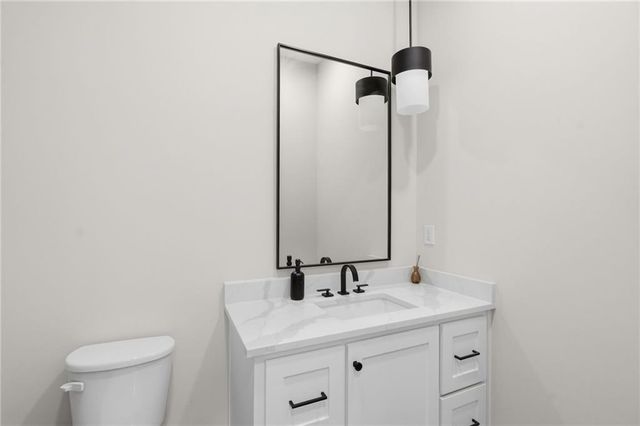 12709 W 174th Street, Overland Park, KS 66221
