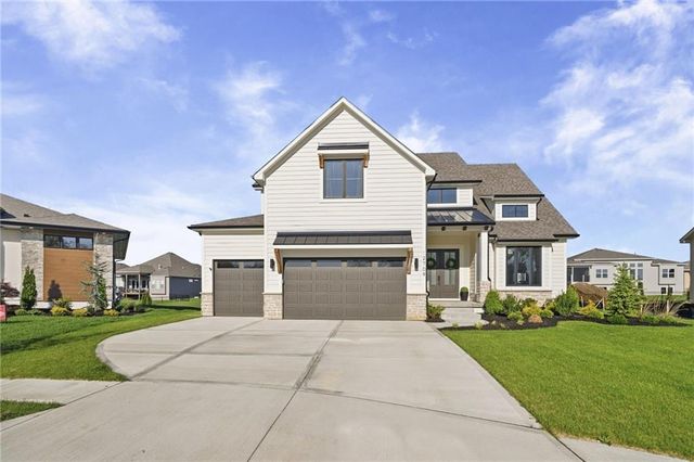 12709 W 174th Street, Overland Park, KS 66221