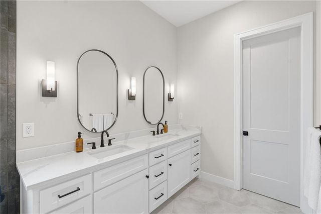 12709 W 174th Street, Overland Park, KS 66221