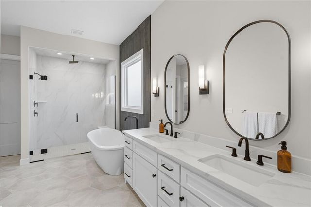 12709 W 174th Street, Overland Park, KS 66221