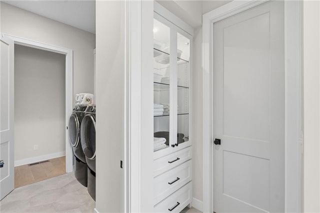 12709 W 174th Street, Overland Park, KS 66221