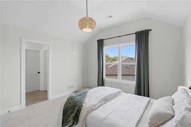 12709 W 174th Street, Overland Park, KS 66221