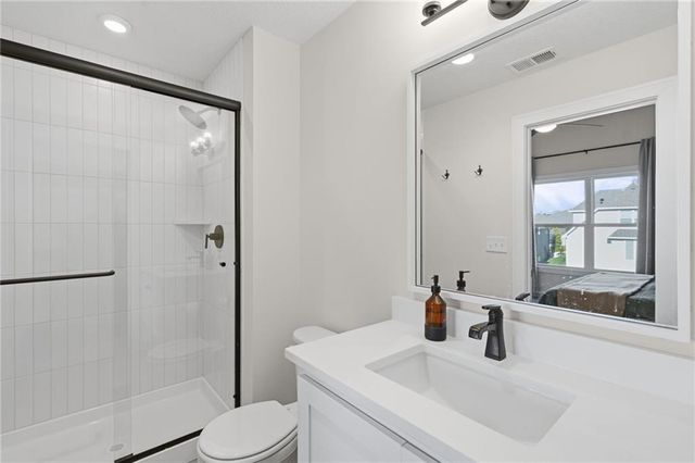 12709 W 174th Street, Overland Park, KS 66221