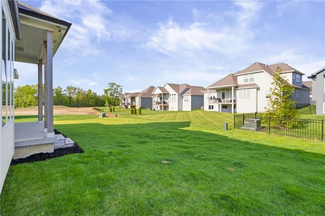 12709 W 174th Street, Overland Park, KS 66221