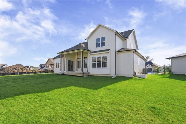 12709 W 174th Street, Overland Park, KS 66221