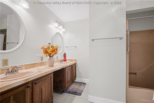 1909 Garretts Bend Road, Sod, WV 25564