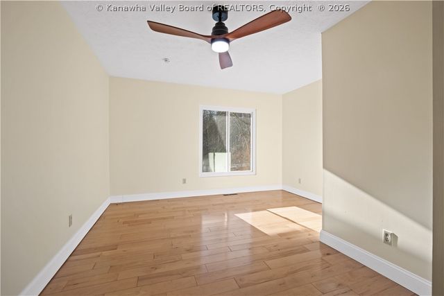 1909 Garretts Bend Road, Sod, WV 25564